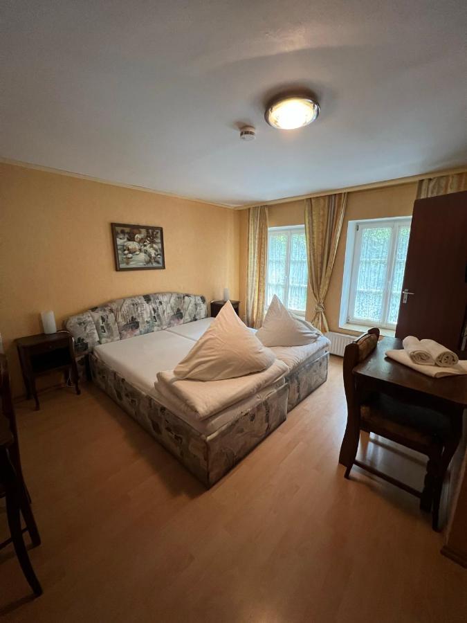 Hotel Restaurant El Greco Bei Der Taffingsmuehle ซาร์ลุย ภายนอก รูปภาพ